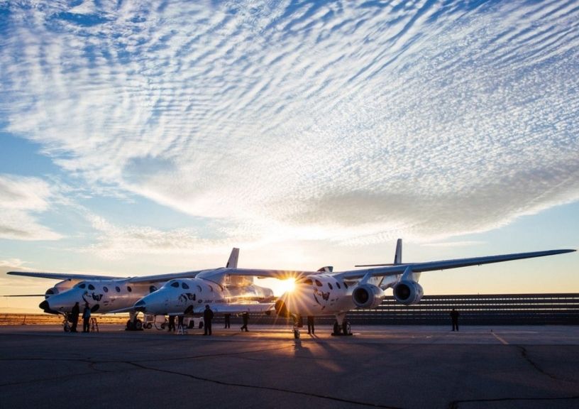 Spaceship Tourist Plane