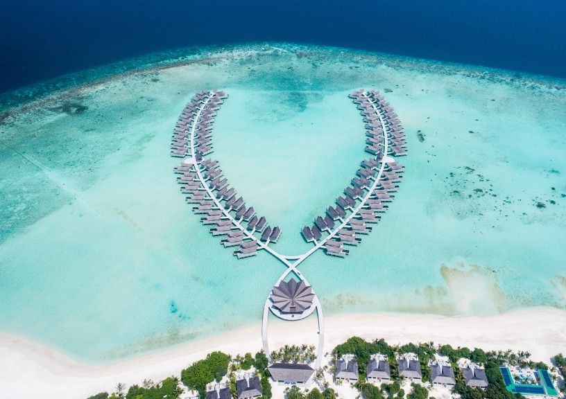Mövenpick Resort Kuredhivaru Maldives
