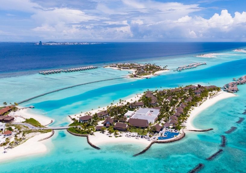 CROSSROADS Maldives