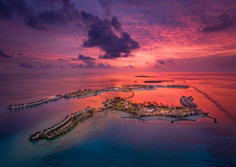 CROSSROADS Maldives