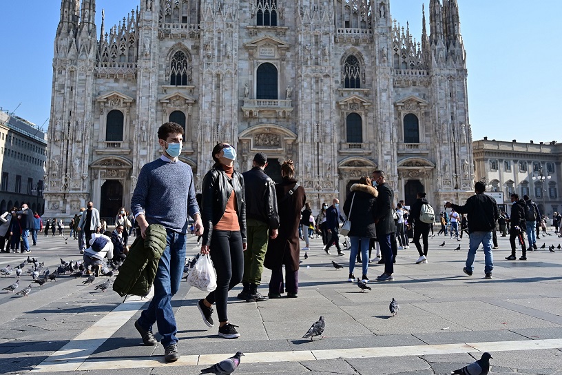 vaccinated tourists