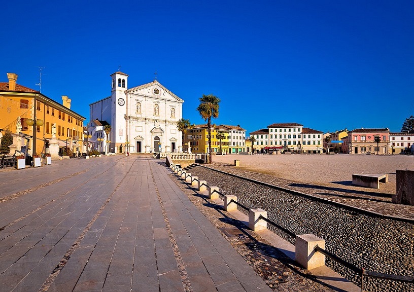 Small towns in Italy