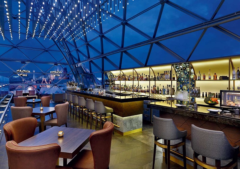 Hotel Bar